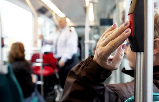 OV-klantenbarometer 2023: beperkte daling ten opzichte van 2022